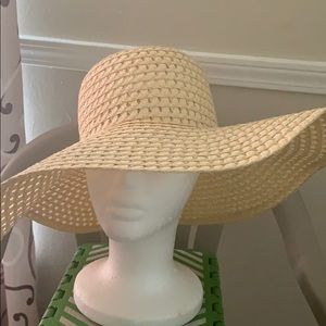 Women’s 35% Polyester One Size